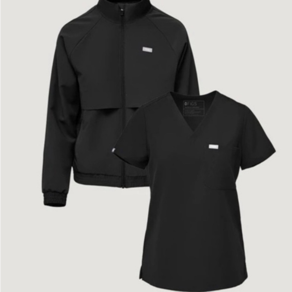 FIGS Black Scrub Set